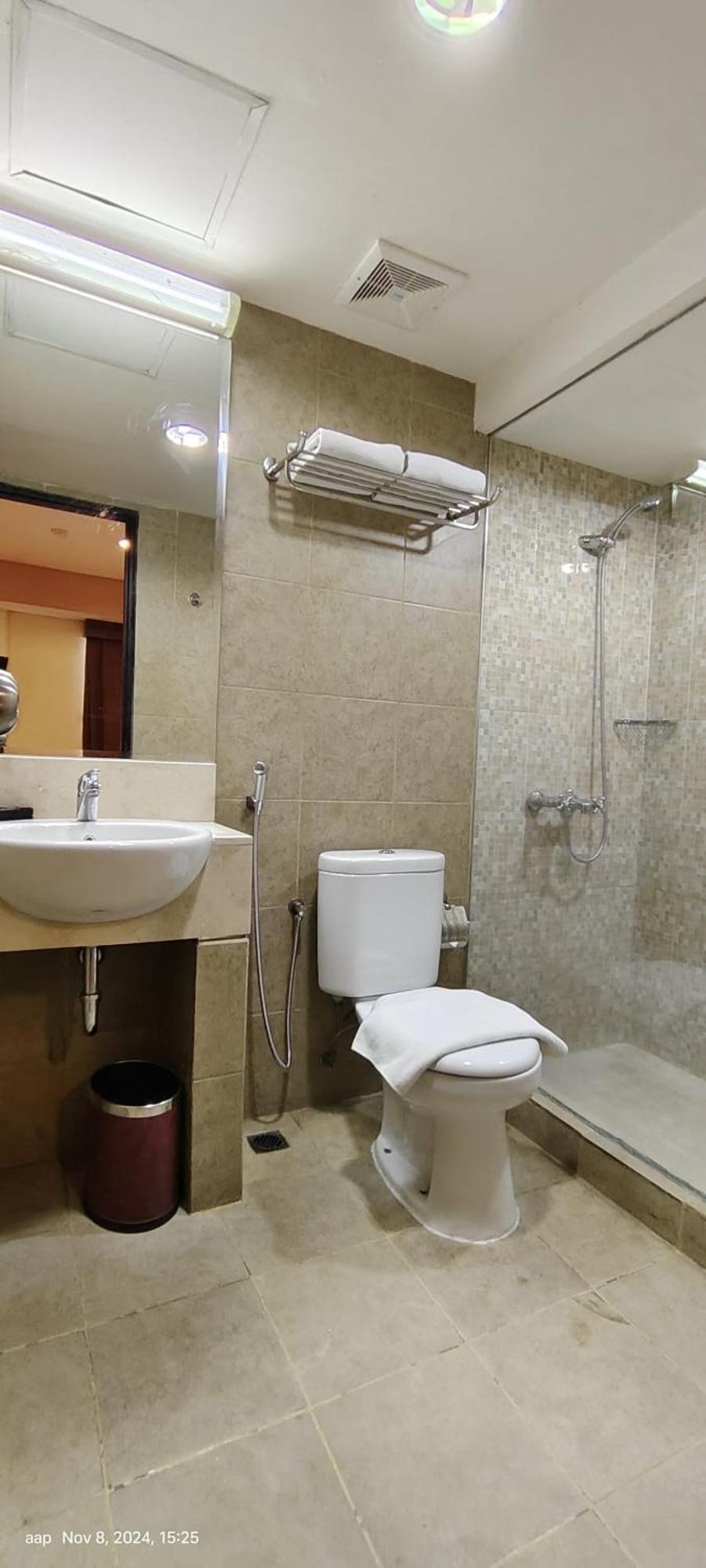Nemuru Grand Serpong Panunggangah Zewnętrze zdjęcie