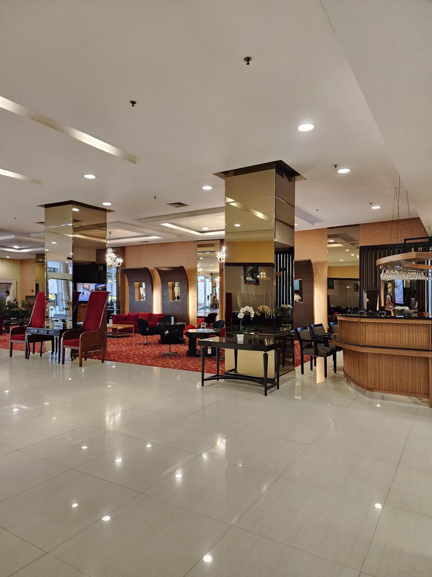 Nemuru Grand Serpong Panunggangah Zewnętrze zdjęcie